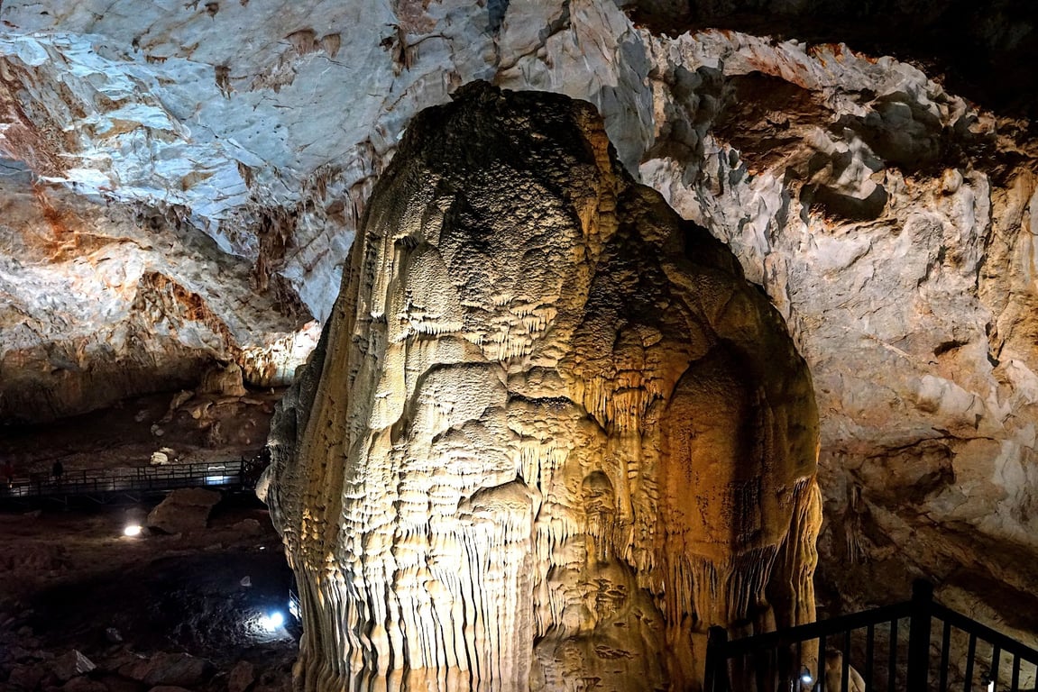 Paradise Cave