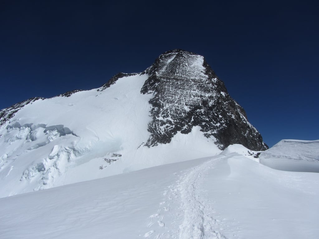 Peak Ismoil Somoni