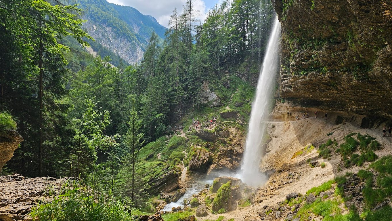 Peričnik Waterfall