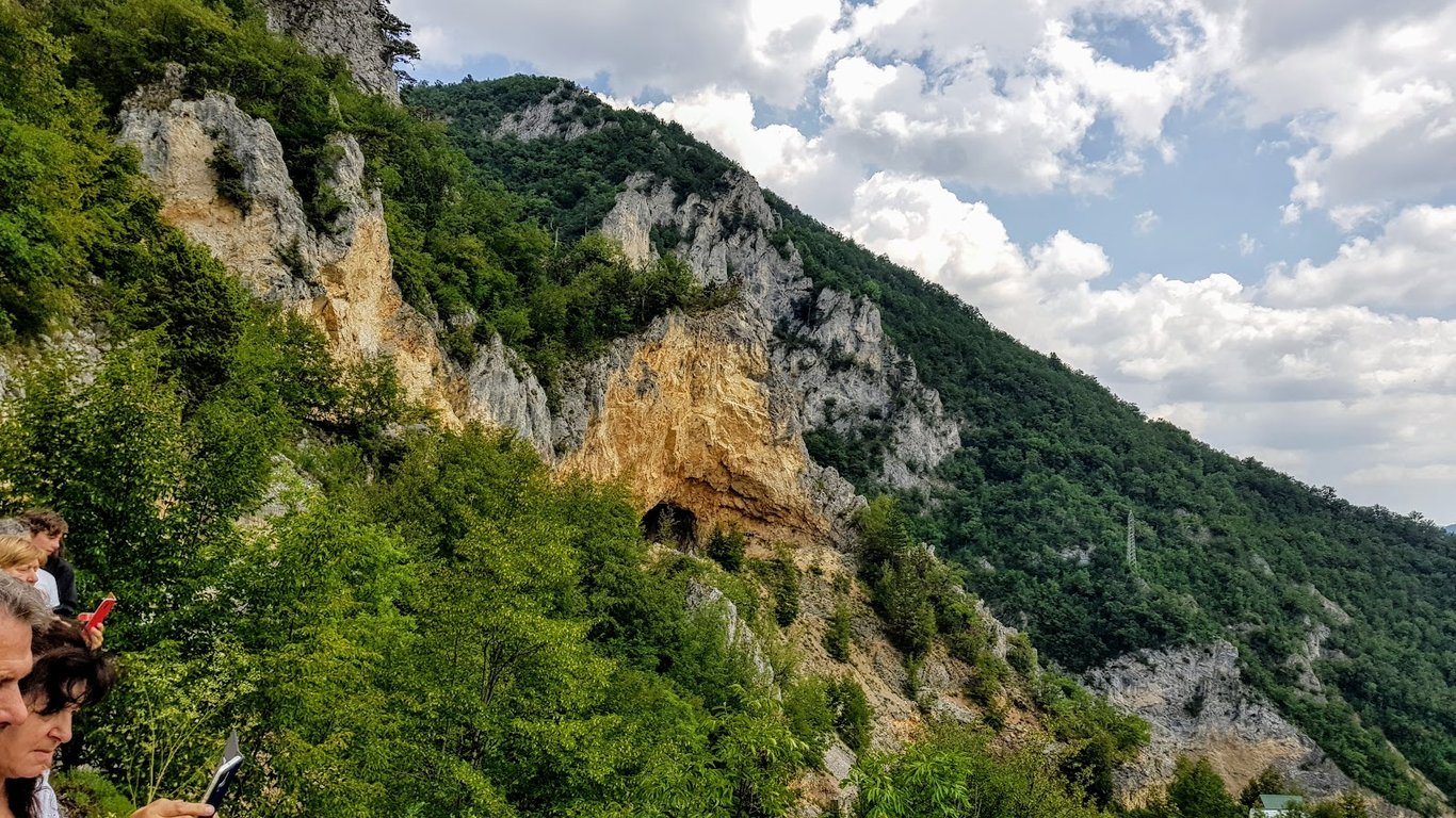 Piva Canyon Road