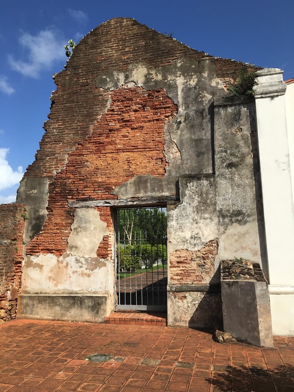 Porta Coeli & Town View