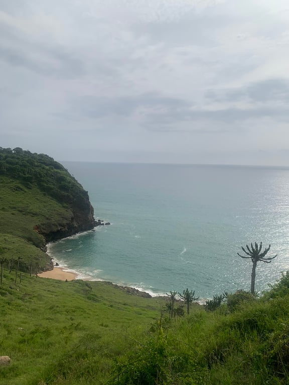 Praia de Cabo Ledo
