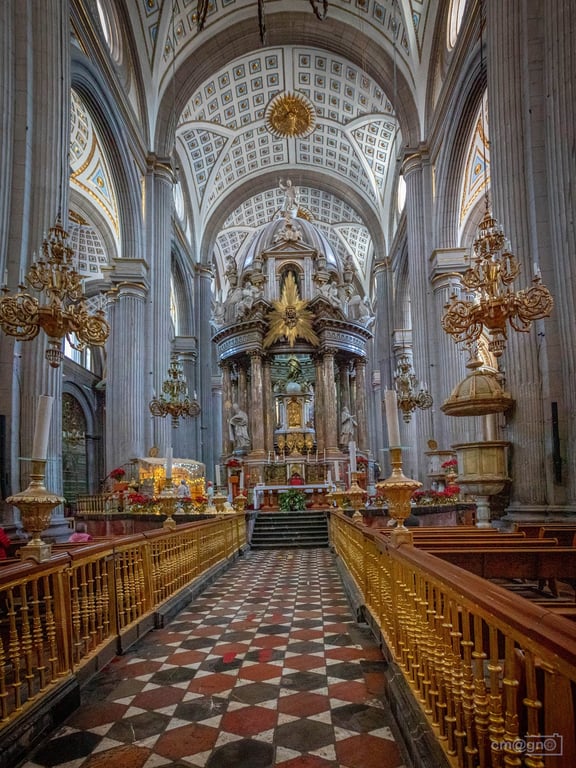 Puebla Cathedral & Zócalo
