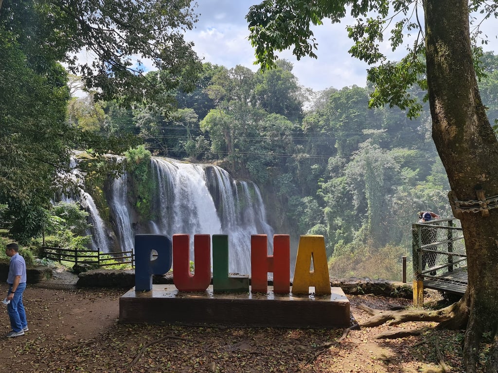 Pulhapanzak Waterfall