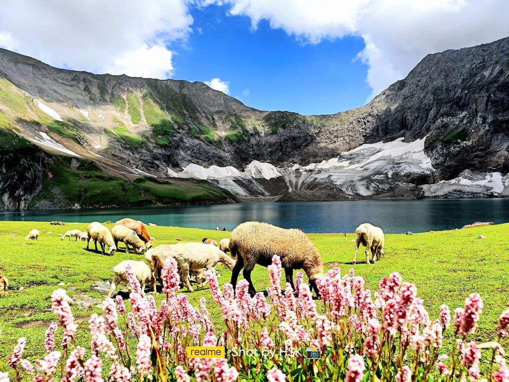 Ratti Gali Lake