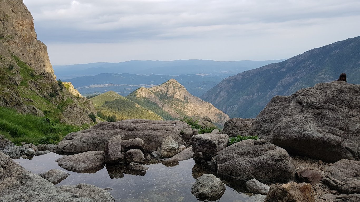 Raysko Praskalo Waterfall