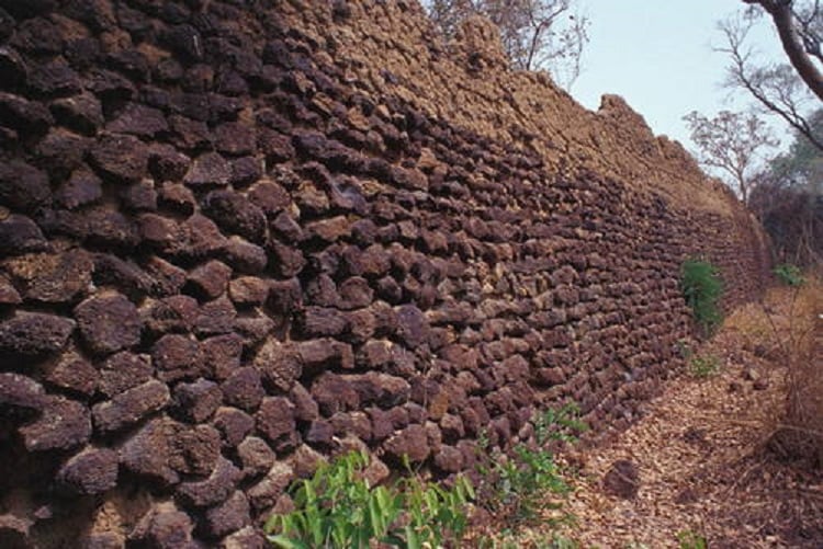 Ruins of Loropéni