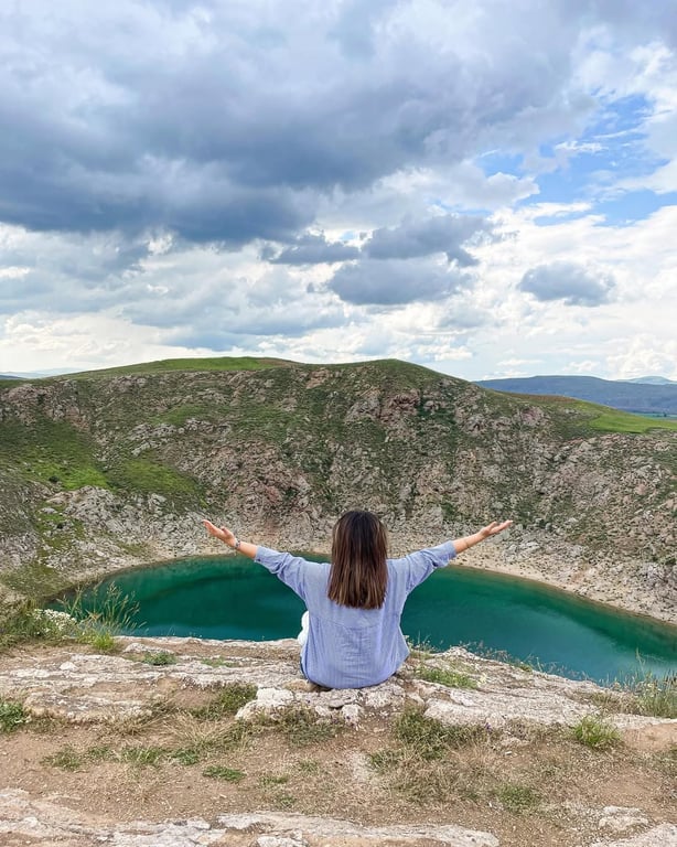 Kızılçan Krater Gölü