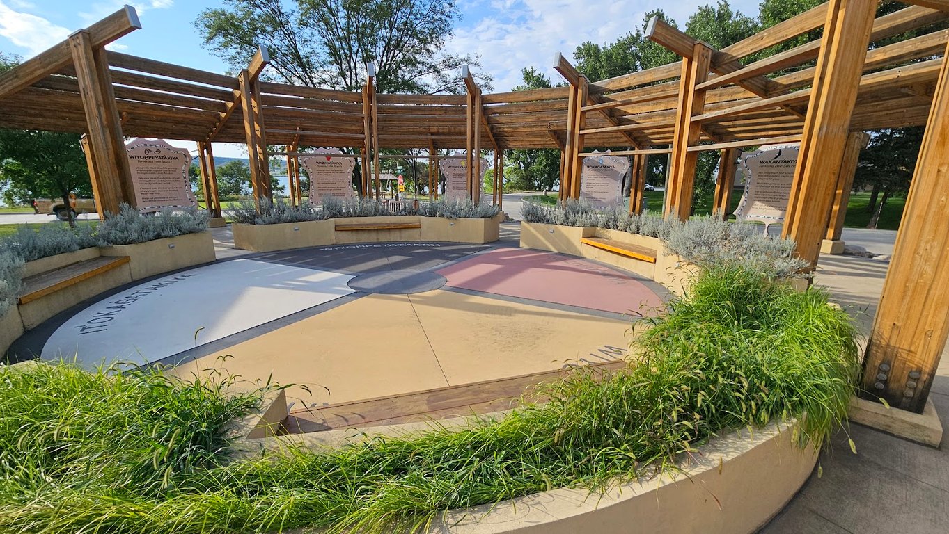 Akta Lakota Museum
