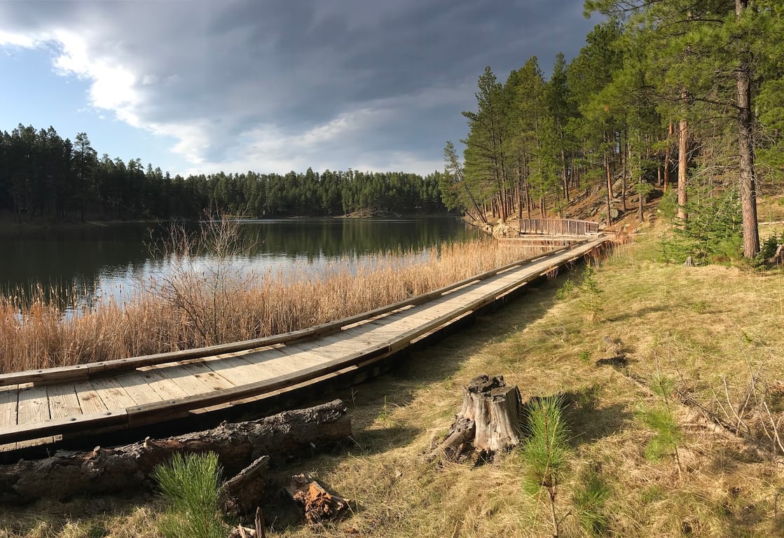 Horsethief Lake