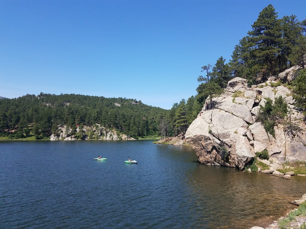 Horsethief Lake
