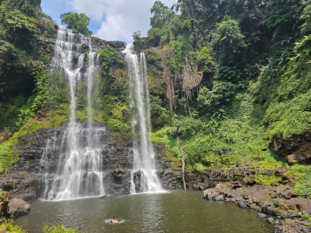 Tad Yuang Waterfall