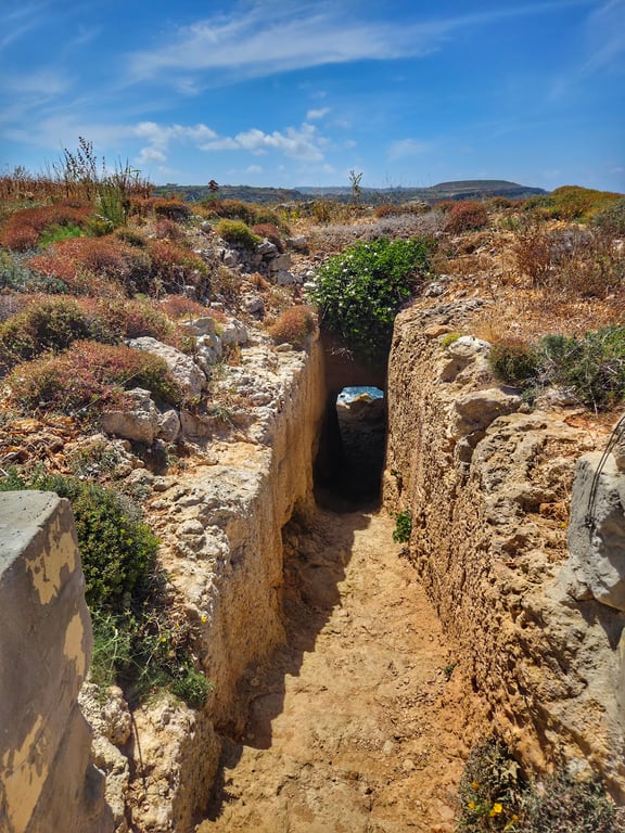 Tal-Mixta Cave