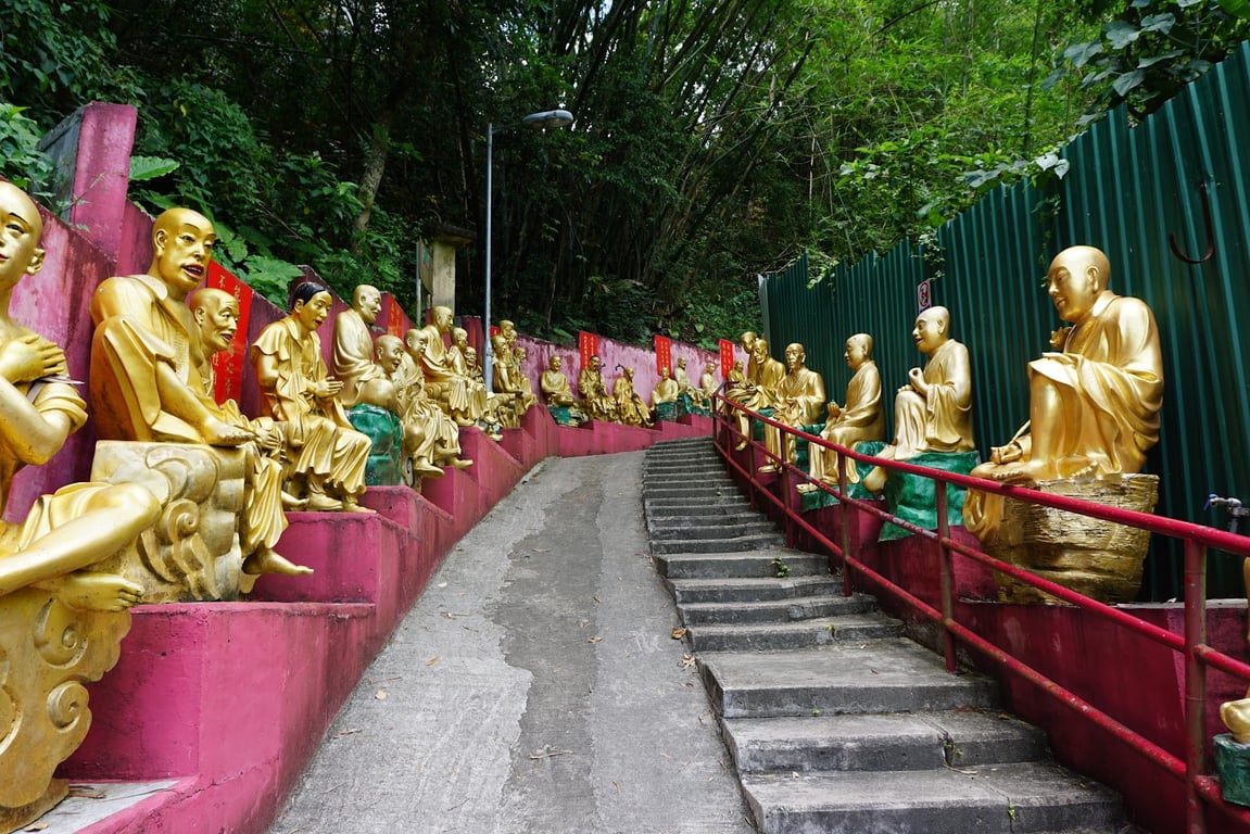 Ten Thousand Buddhas Monastery