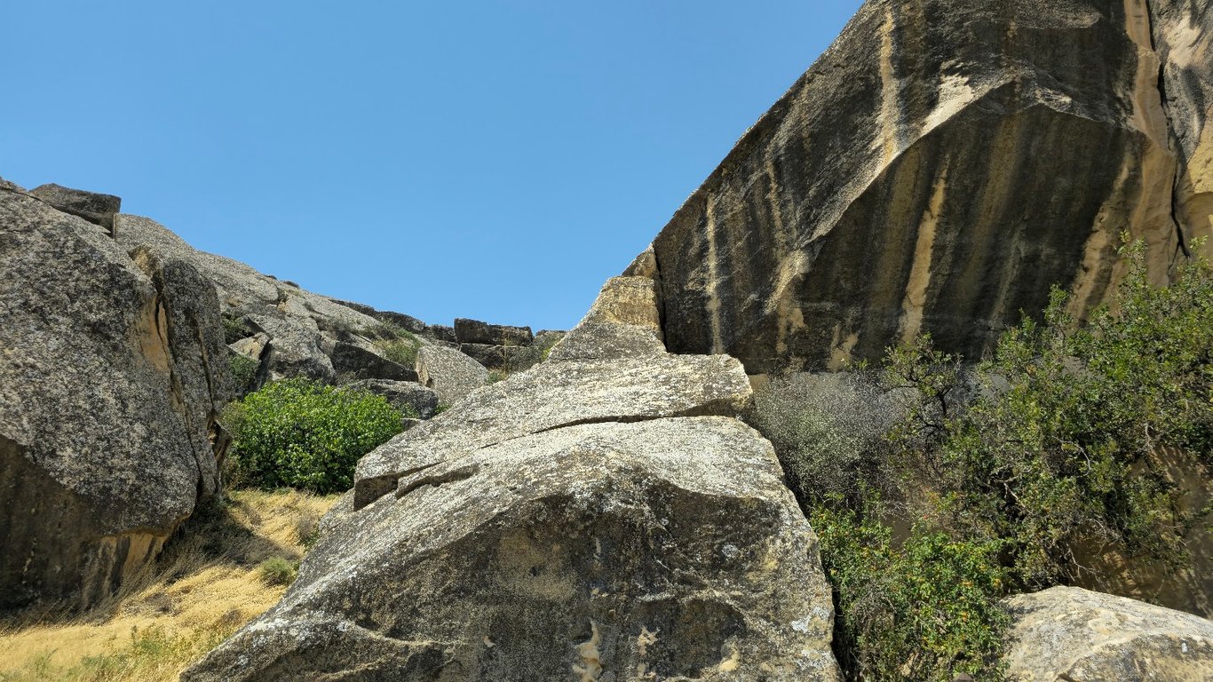 Tenghi Canyon