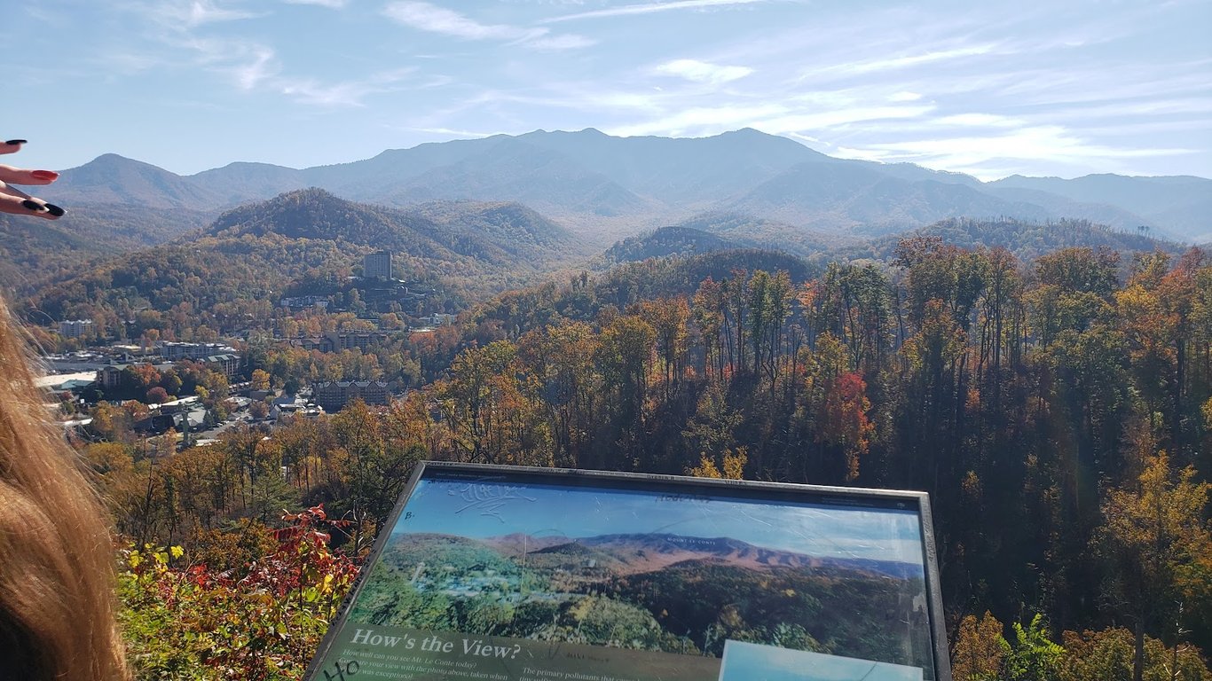 Douglas Lake Scenic Overlook