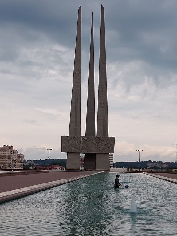 Three Bayonets Memorial