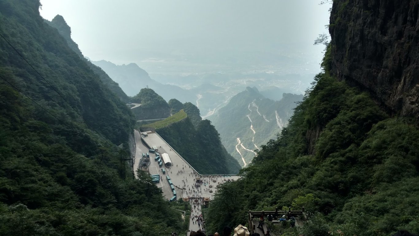 Tianmen Mountain Glass Skywalk
