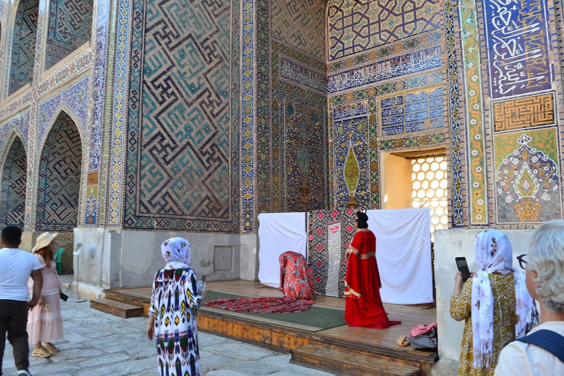 Tilya-Kori Madrasa