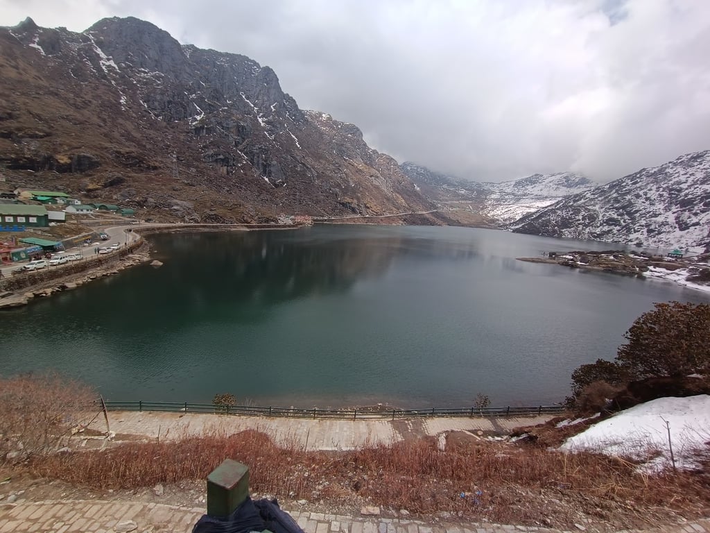 Tsongmo Lake