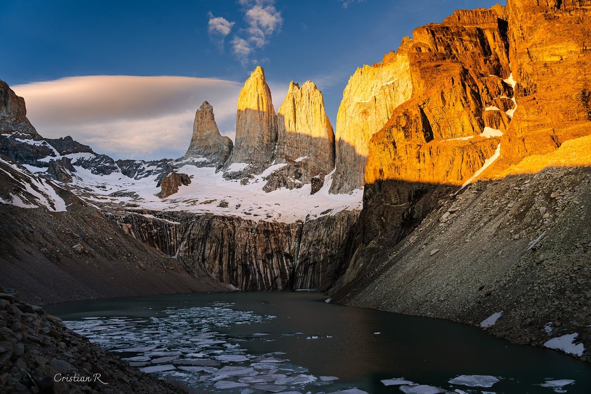 Torres del Paine Base Las Torres