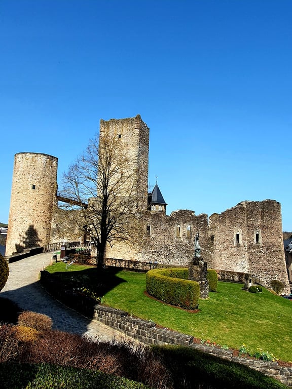 Useldange Castle