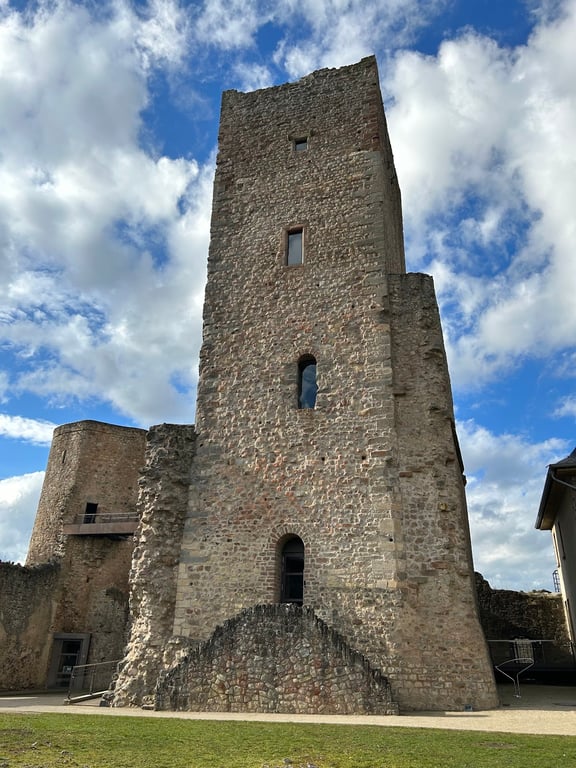 Useldange Castle