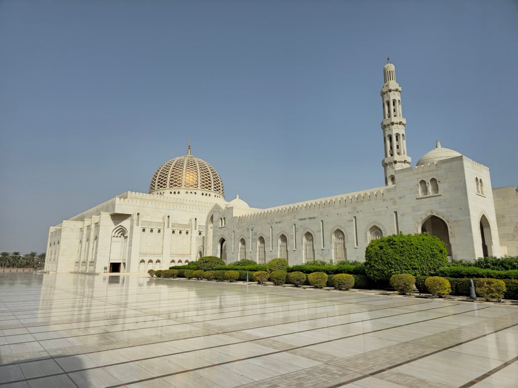 Sultan Qaboos Grand Mosque