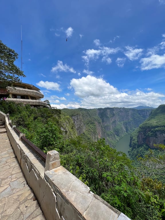 Sumidero Canyon Viewpoints