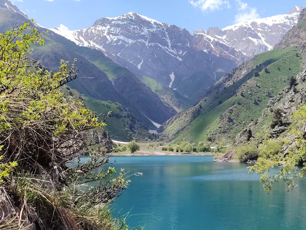 Urungach Jade Lakes