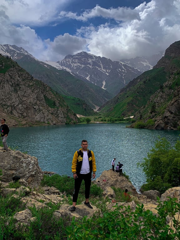 Urungach Jade Lakes