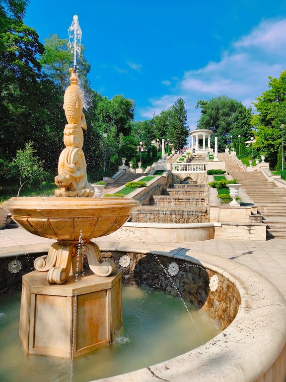 Valea Morilor Lake & Park
