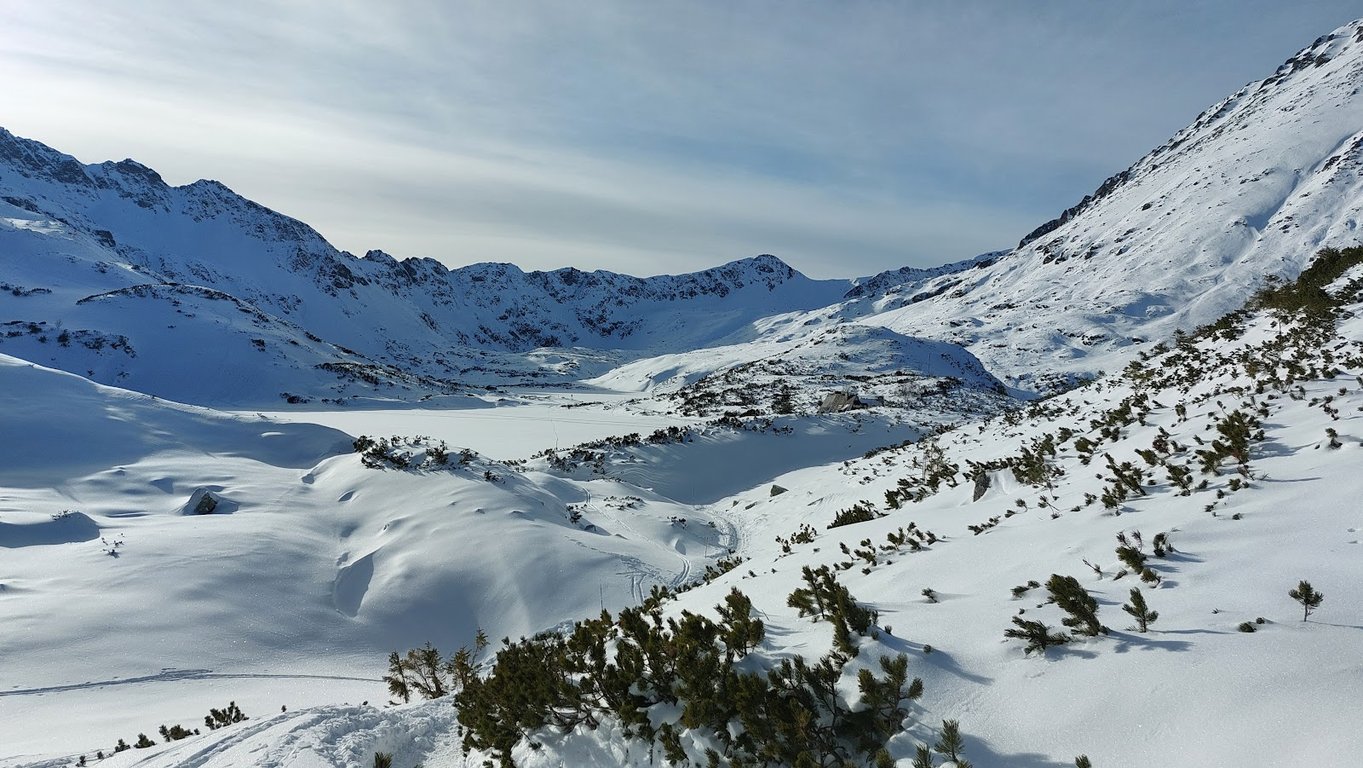 Valley of Five Lakes