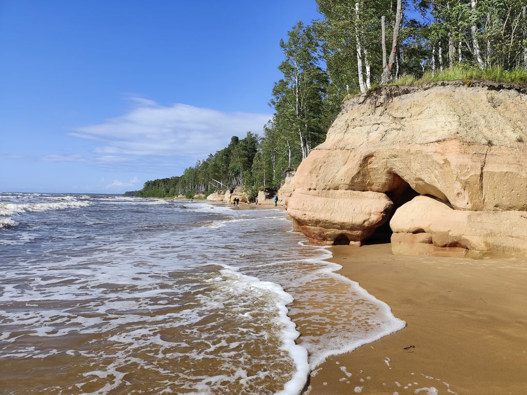 Veczemju Cliffs
