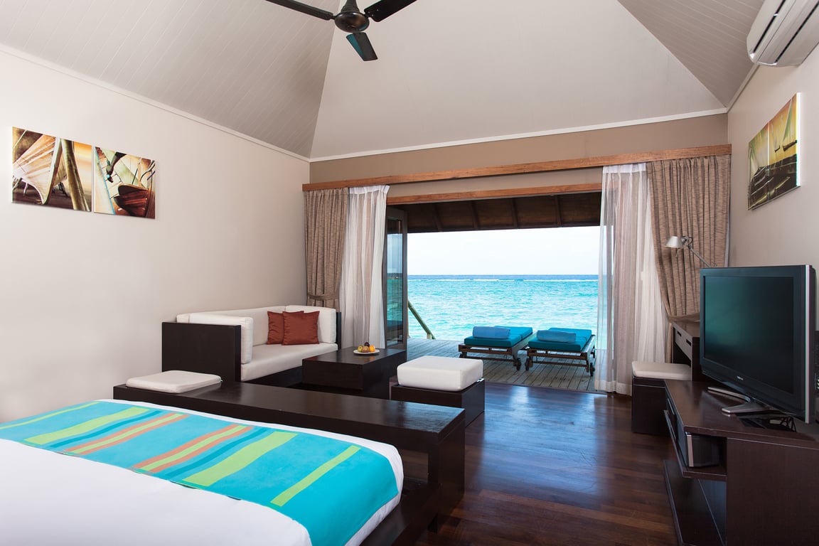 Veligandu Island Beach