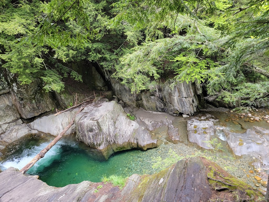 Warren Falls