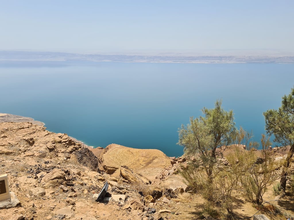 Wadi al’Yetum scenic viewpoint