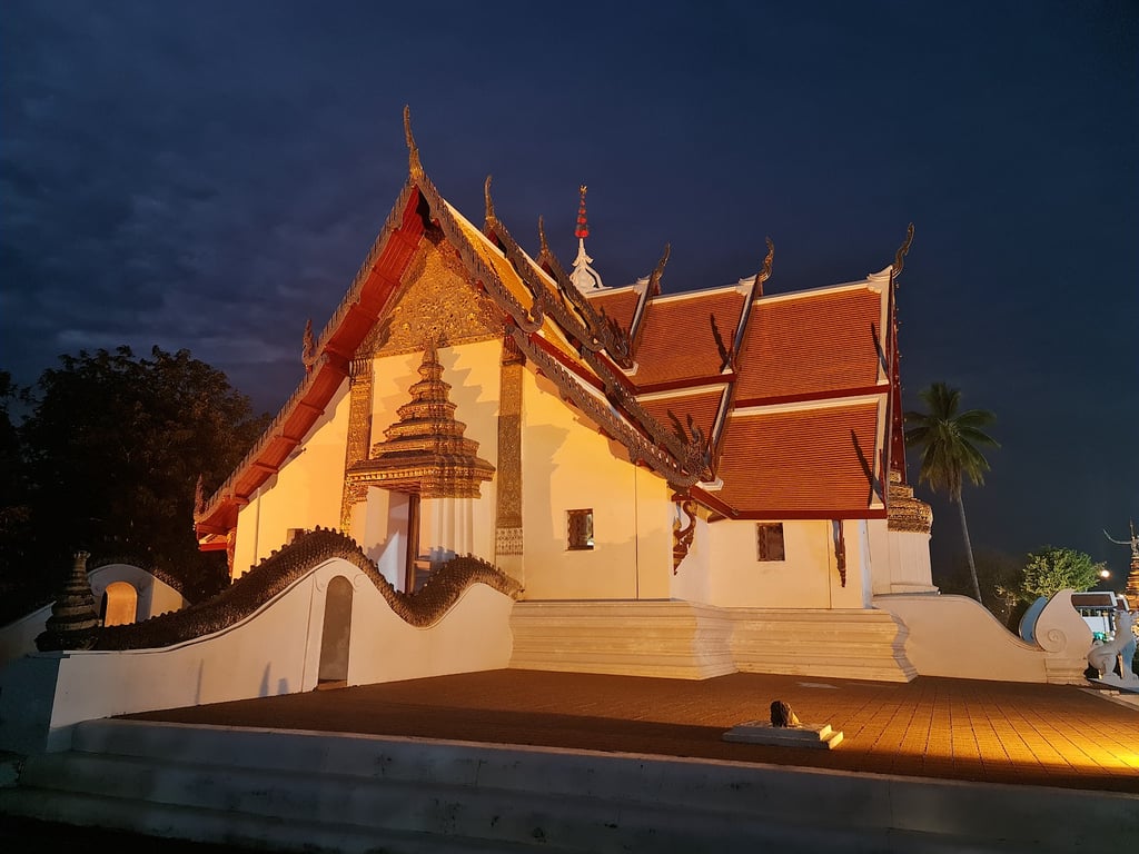 Wat Phumin Murals