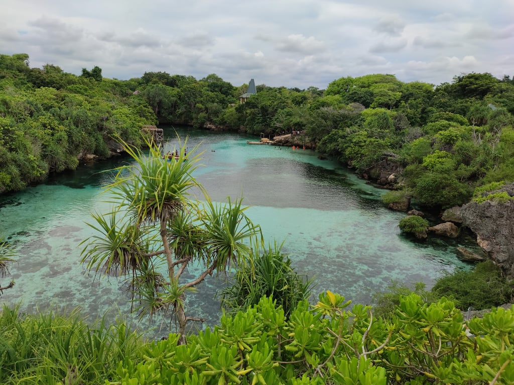 Weekuri Lagoon & Bwanna Beach