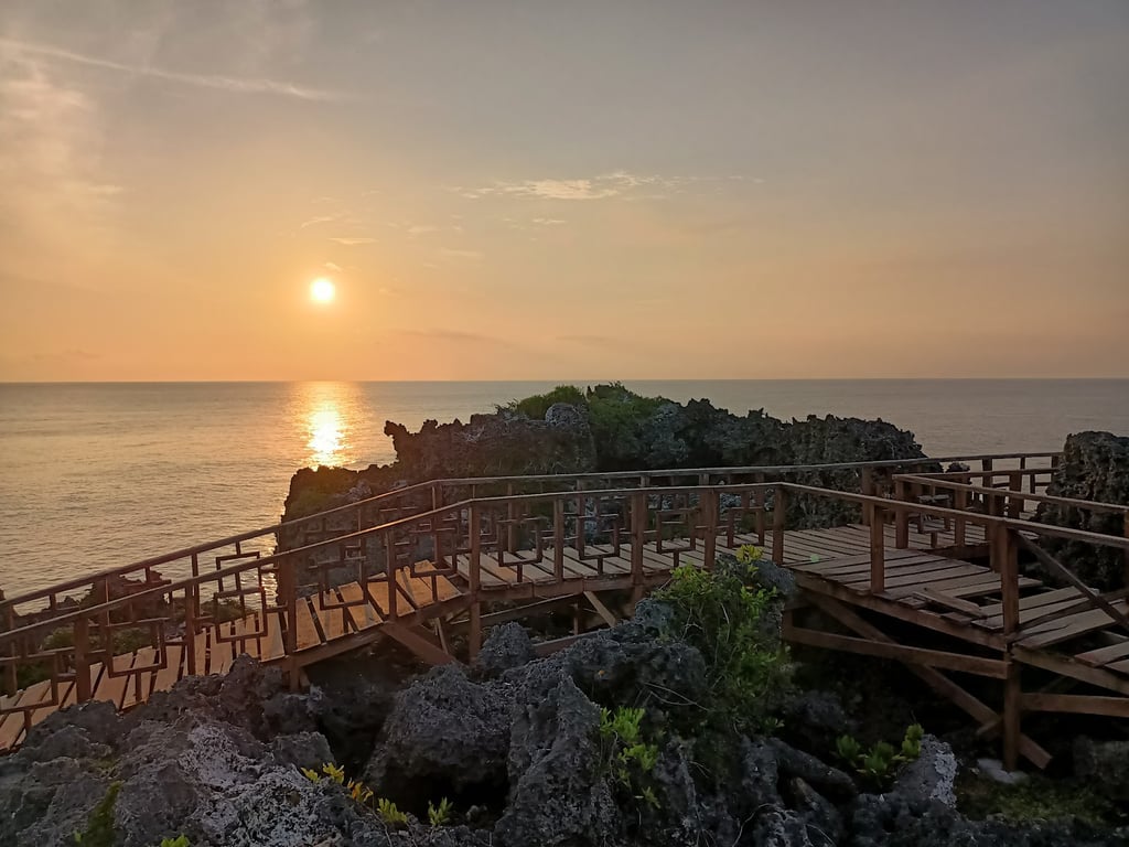 Weekuri Lagoon & Bwanna Beach