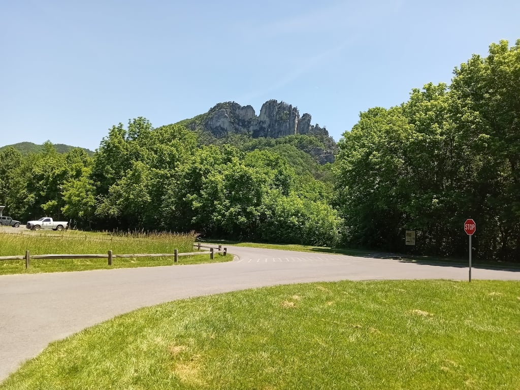 Seneca Rocks Discovery Center