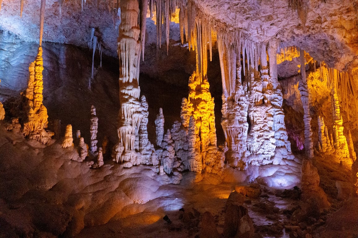 White Cliff Grottos