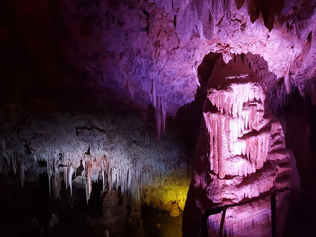 White Cliff Grottos