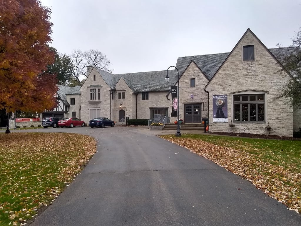 Bergstrom-Mahler Museum