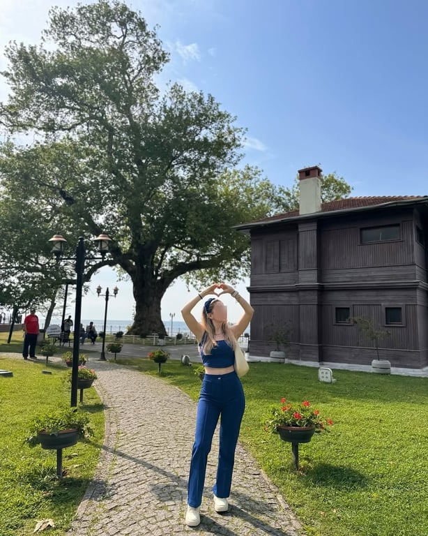 Yürüyen Köşk