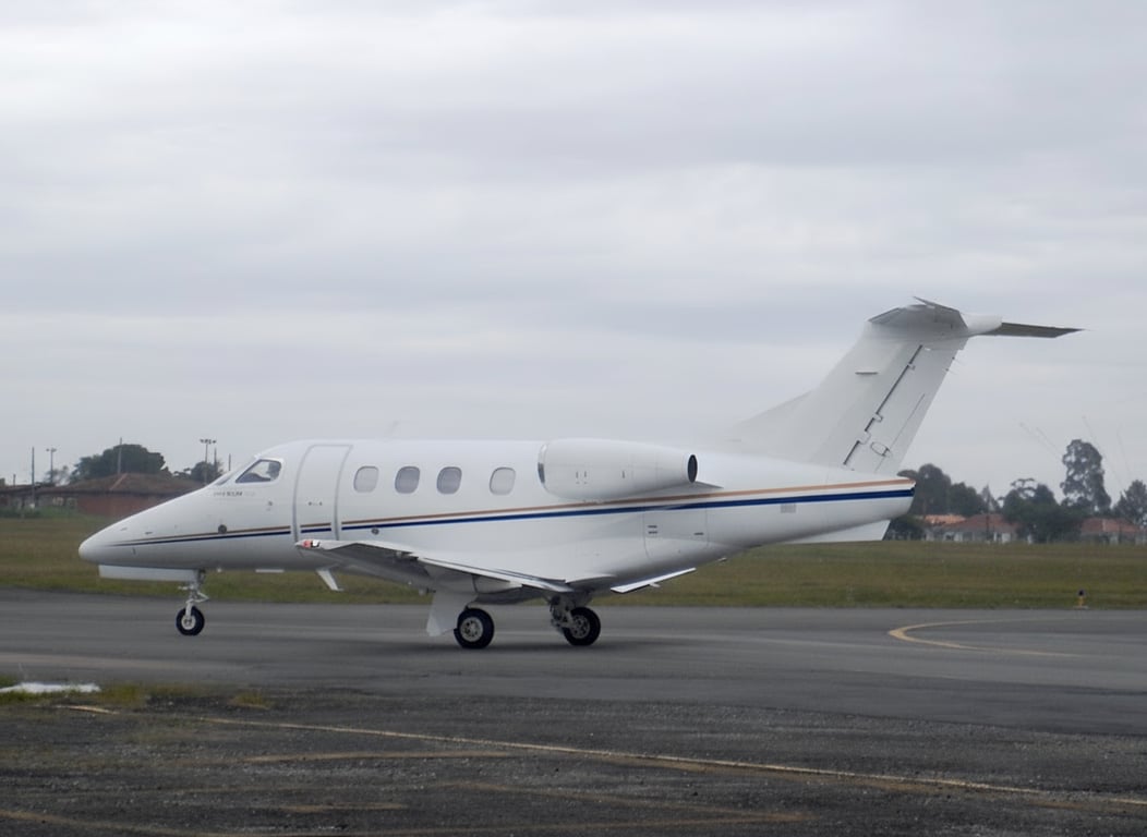 Embraer Phenom 100