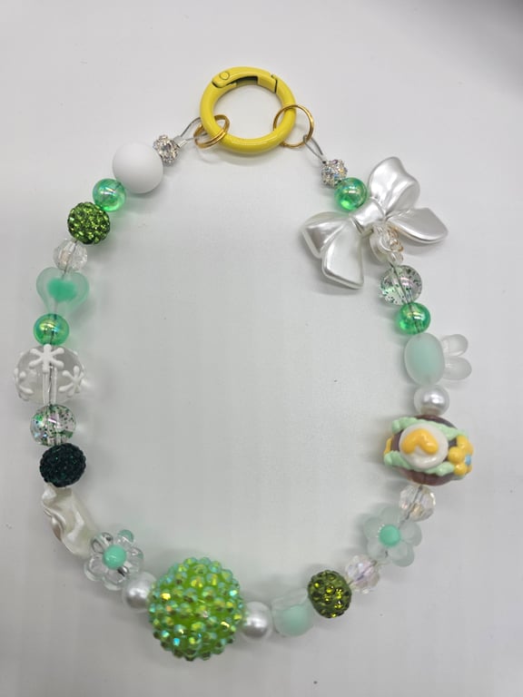 Green and Clear Beaded Wristlet with Cupcake Charm — photo 2