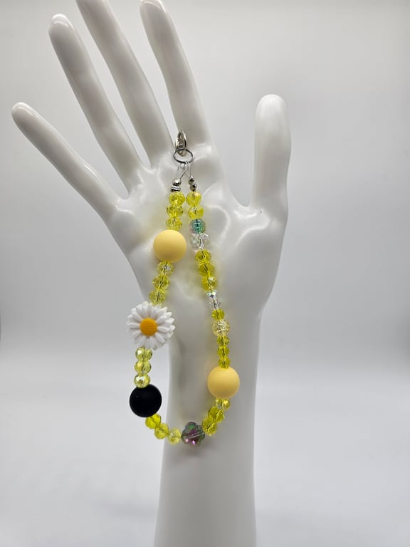 Beaded Yellow Daisies Phone Wristlet