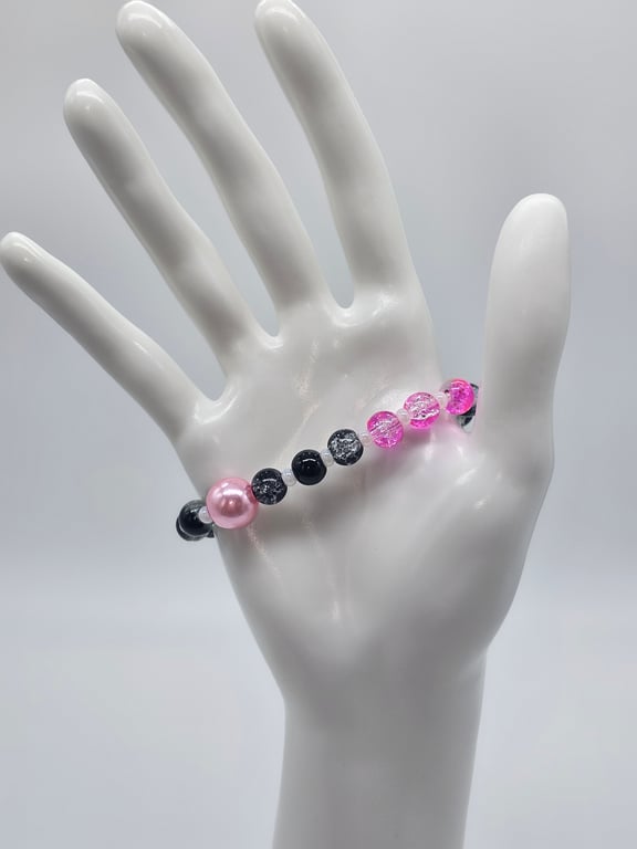 Pink and Black Beaded Stretch Bracelet — photo 1