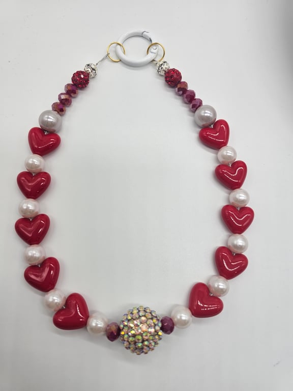 Red and White Beaded Phone Wristlet with Heart Charm — photo 2